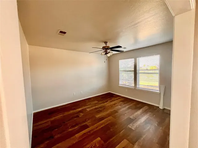 Photo 5 — 17700 Blackhawk Circle, Edmond, OK 73012