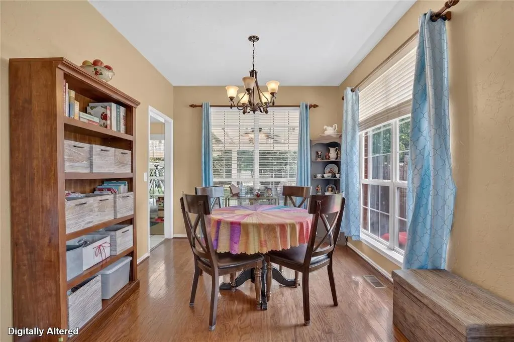 Photo 10 — 1608 Natchez Road, Edmond, OK 73012