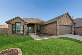 Sold home at 8304 NW 139th Terrace