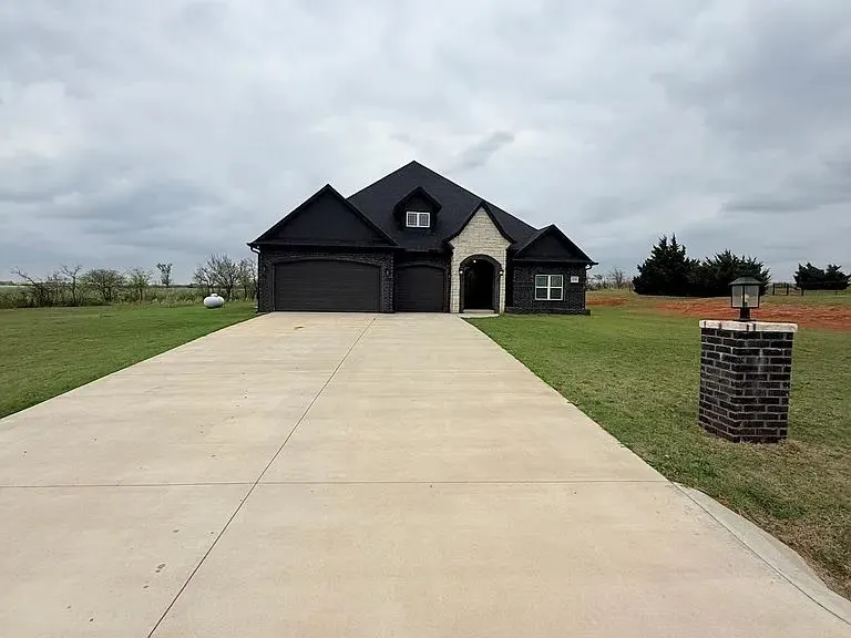 Photo 3 — 2276 County Road 1333, Blanchard, OK 73010