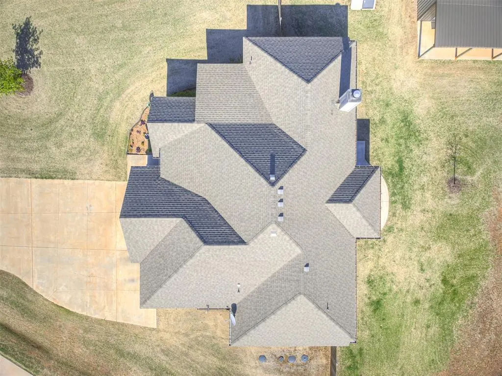 Photo 43 — 25068 Emerald Way, Cashion, OK 73016