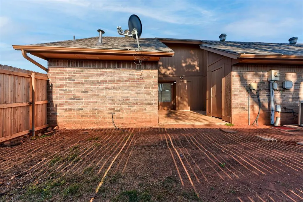 Photo 26 — 6408 Lyrewood Terrace, Oklahoma City, OK 73132