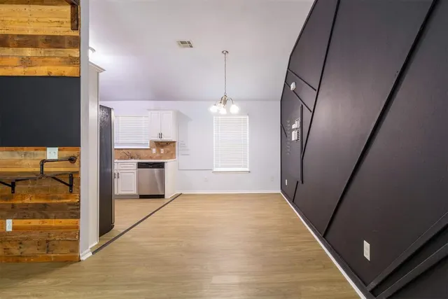 Photo 8 — 12701 Heritage Oaks Drive, Oklahoma City, OK 73120