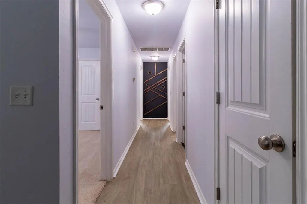 Photo 18 — 12701 Heritage Oaks Drive, Oklahoma City, OK 73120