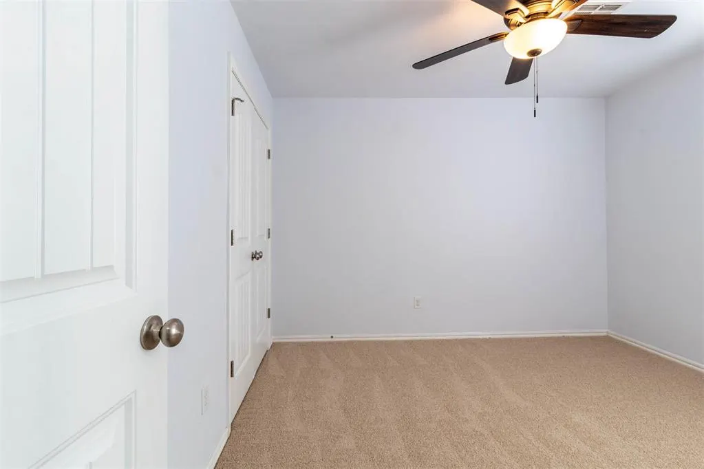 Photo 22 — 12701 Heritage Oaks Drive, Oklahoma City, OK 73120