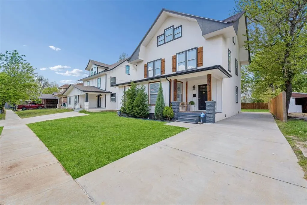 Photo 2 — 1613 N College Avenue, Oklahoma City, OK 73106