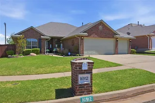 Sold home at 16912 Hardwood Place