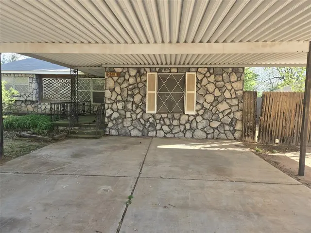 Photo 2 — 9416 Lyric Lane, Midwest City, OK 73130