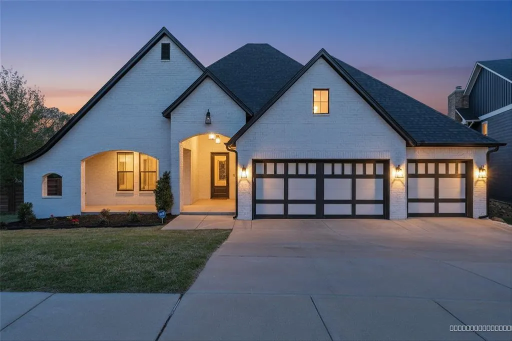 Photo 2 — 1533 Sadie Creek Road, Edmond, OK 73034