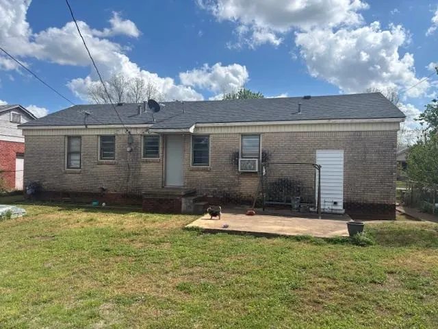 Photo 8 — 924 W Choctaw Street, Lindsay, OK 73052