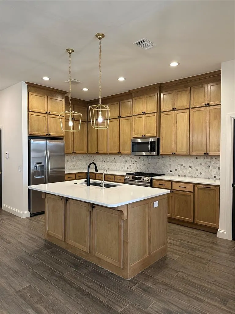 Photo 15 — 16305 Steppe Drive, Oklahoma City, OK 73170