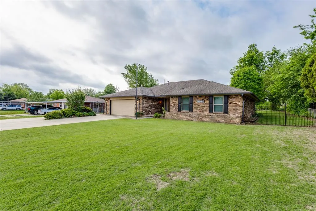 Photo 3 — 6404 SE 55th Street, Oklahoma City, OK 73135