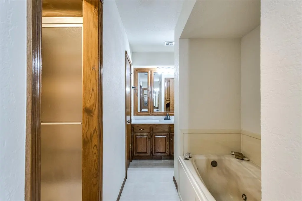 Photo 34 — 6404 SE 55th Street, Oklahoma City, OK 73135