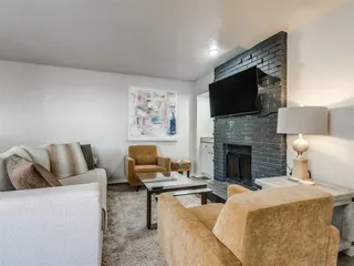 Sold home at 11406 Benttree Circle