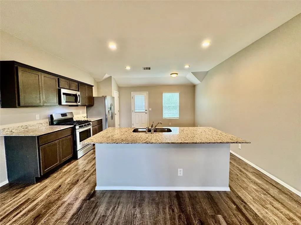 Photo 17 — 1307 W Missouri Avenue, Claremore, OK 74019