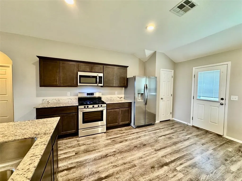 Photo 18 — 1307 W Missouri Avenue, Claremore, OK 74019