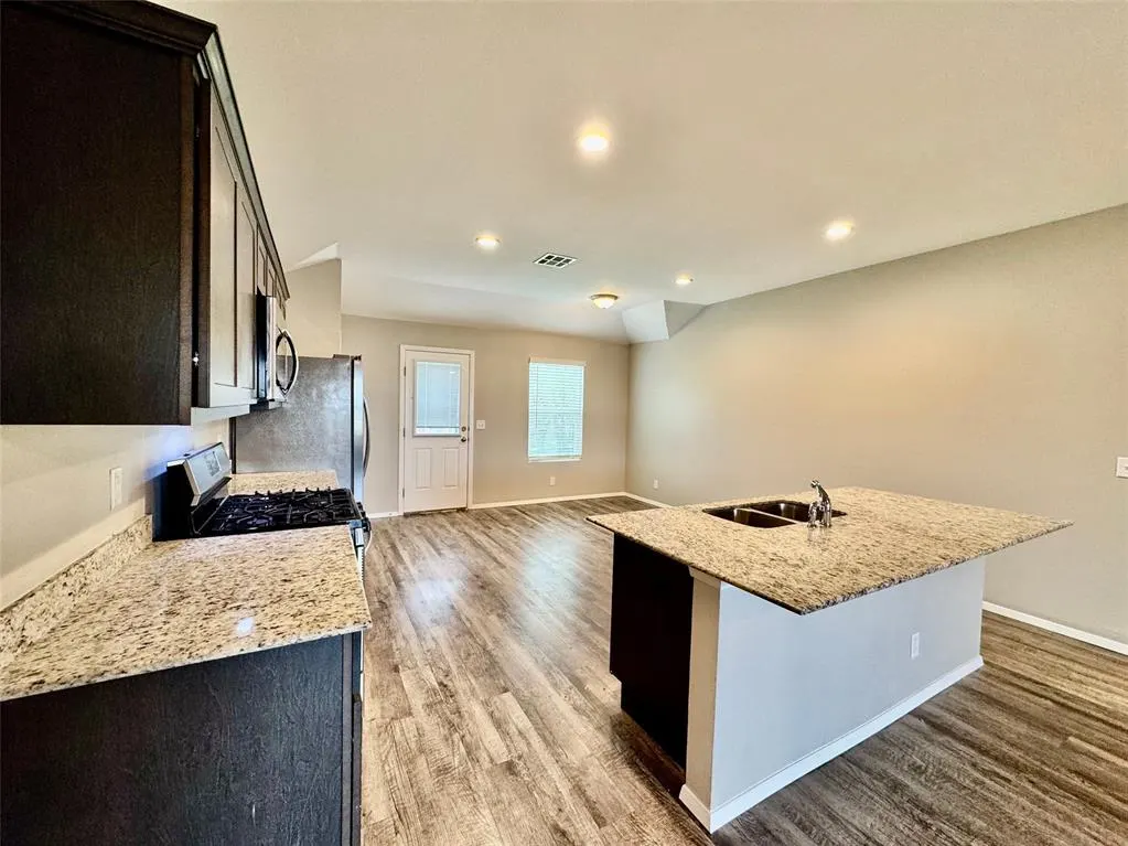 Photo 19 — 1307 W Missouri Avenue, Claremore, OK 74019