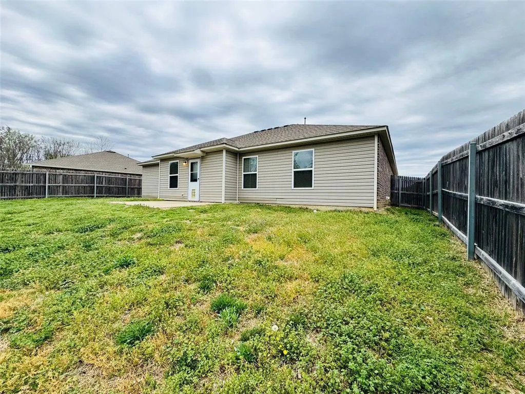 Photo 39 — 1307 W Missouri Avenue, Claremore, OK 74019