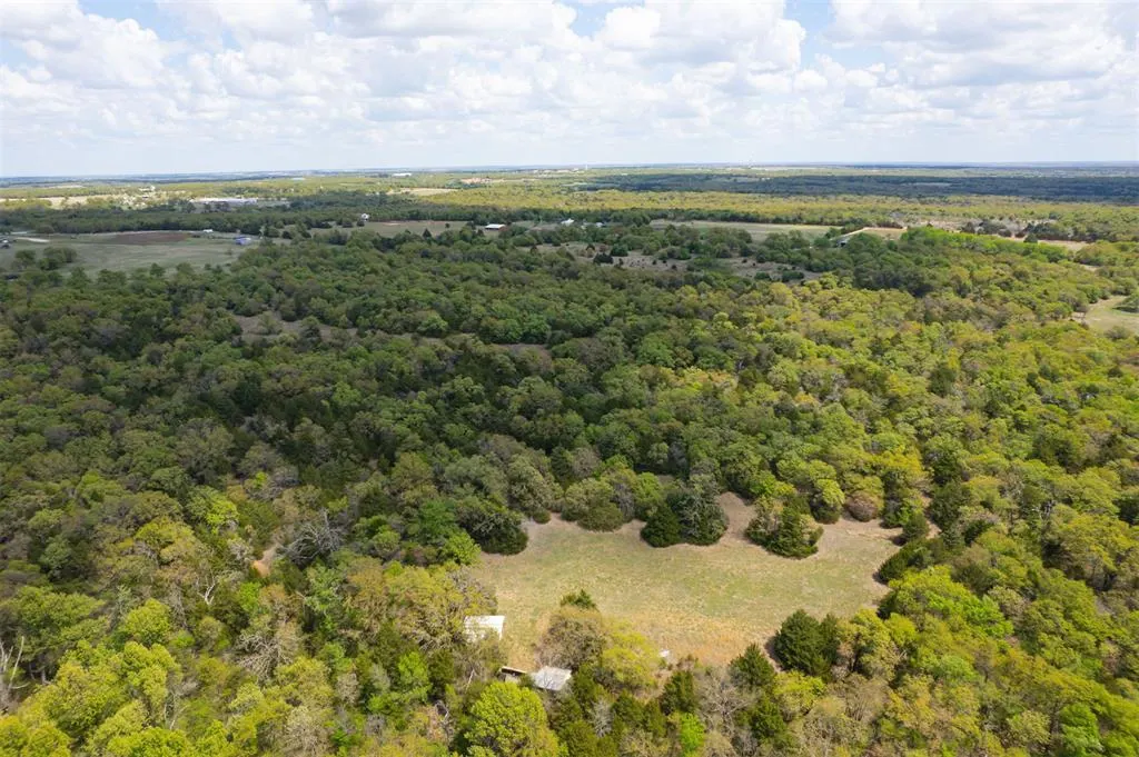 Photo 3 — 9925 S Anderson Road, Guthrie, OK 73044
