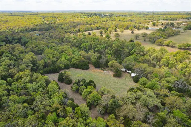 Photo 4 — 9925 S Anderson Road, Guthrie, OK 73044