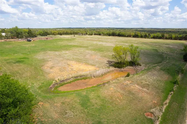 Photo 6 — 9925 S Anderson Road, Guthrie, OK 73044