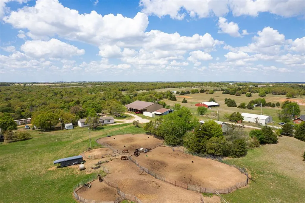 Photo 7 — 9925 S Anderson Road, Guthrie, OK 73044