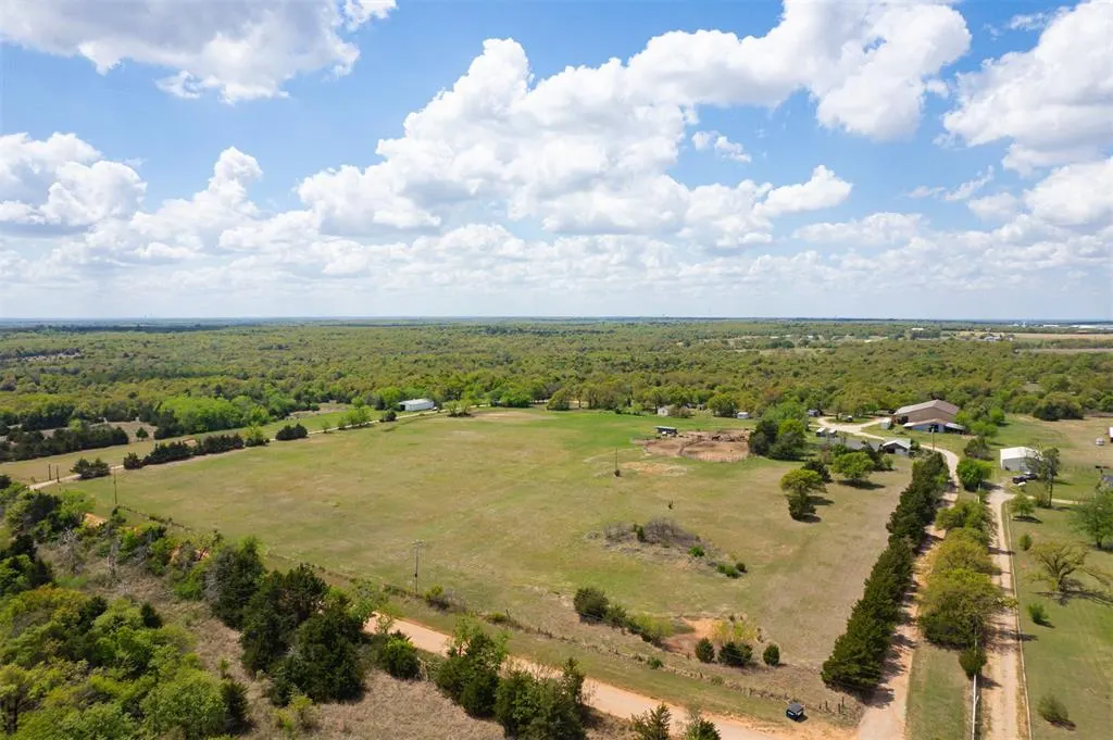 Photo 9 — 9925 S Anderson Road, Guthrie, OK 73044