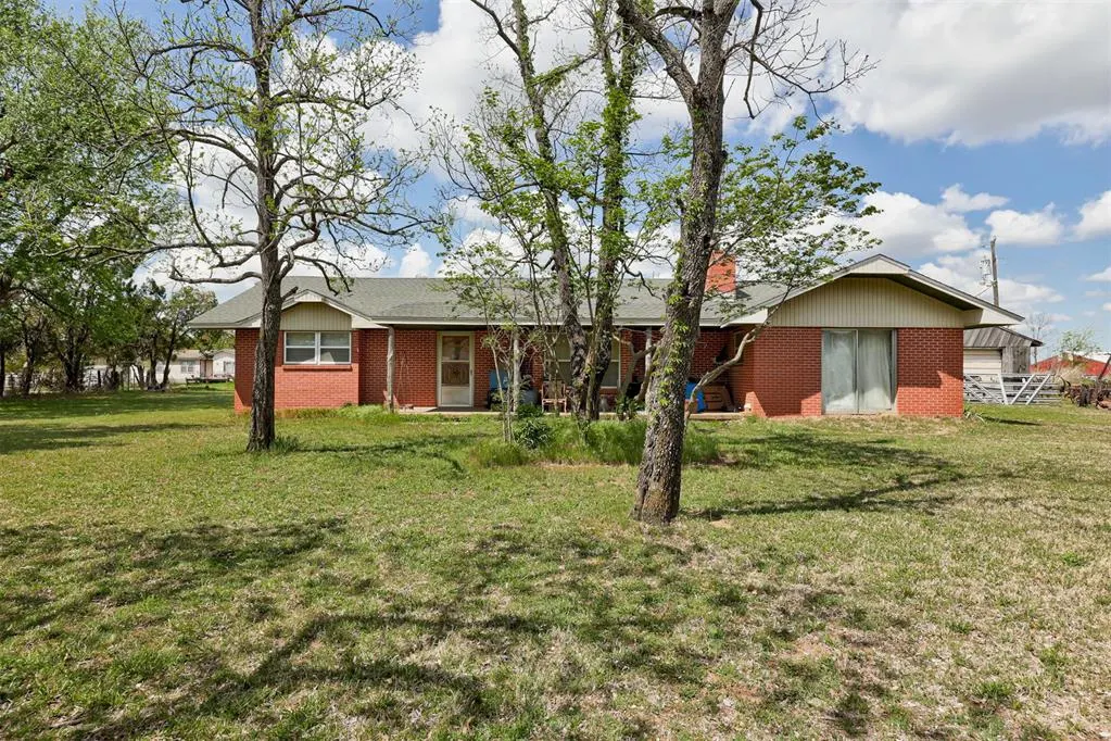 Photo 10 — 9925 S Anderson Road, Guthrie, OK 73044