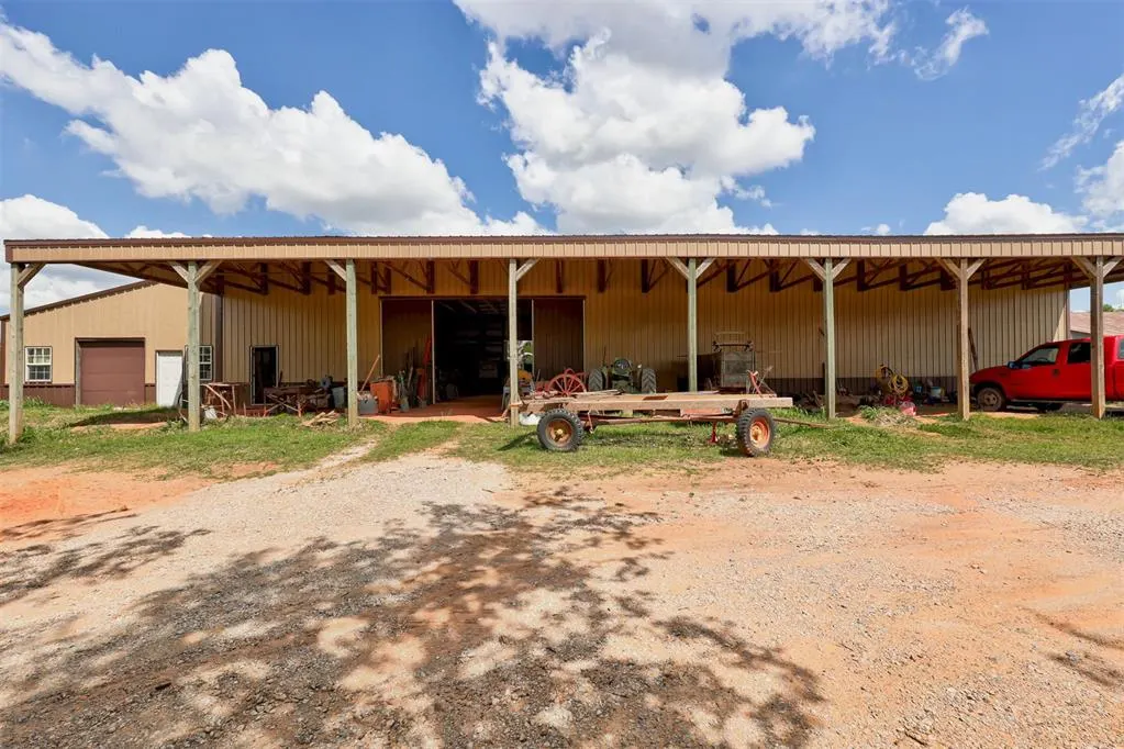 Photo 15 — 9925 S Anderson Road, Guthrie, OK 73044
