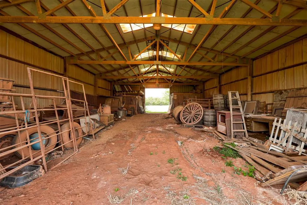 Photo 21 — 9925 S Anderson Road, Guthrie, OK 73044