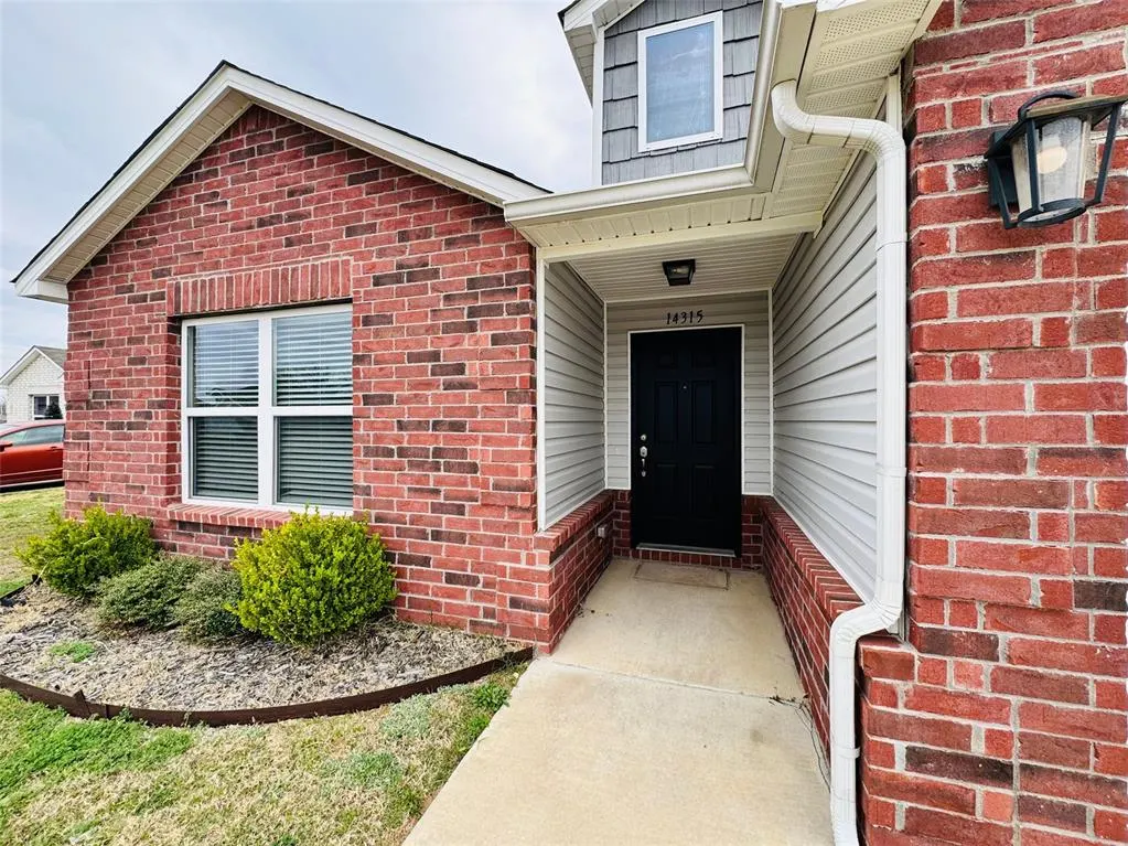 Photo 2 — 14315 N 73rd Avenue, Collinsville, OK 74021