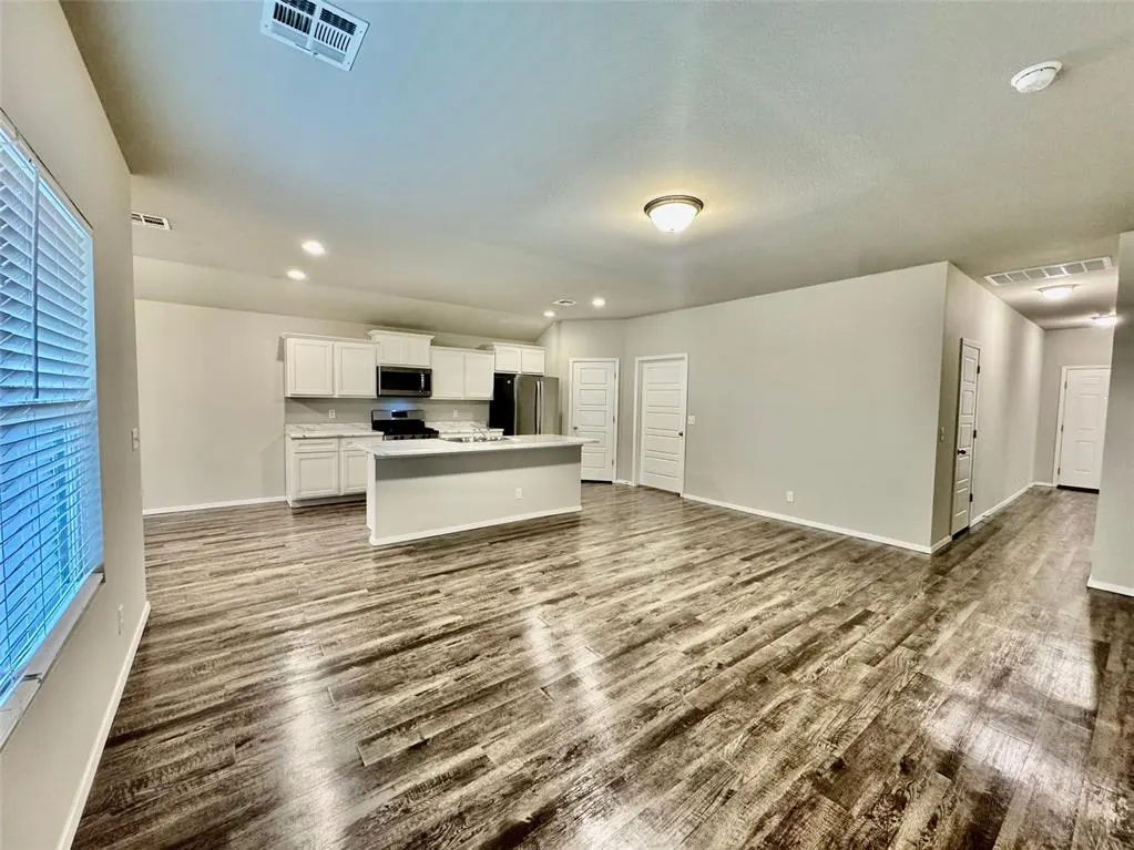 Photo 6 — 14236 N 73rd Avenue, Collinsville, OK 74021