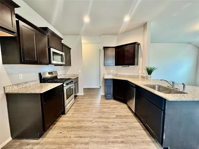 Photo 3 — 2014 S 15th Street, Broken Arrow, OK 74012