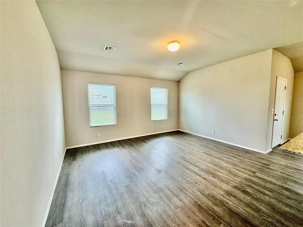 Photo 7 — 2014 S 15th Street, Broken Arrow, OK 74012