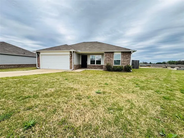 Photo 3 — 1817 S 15th Street, Broken Arrow, OK 74012