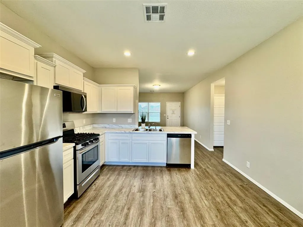 Photo 6 — 1817 S 15th Street, Broken Arrow, OK 74012