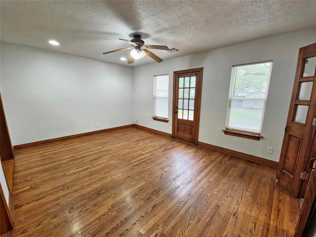 Photo 13 — 6806 NW 45th Street, Bethany, OK 73008