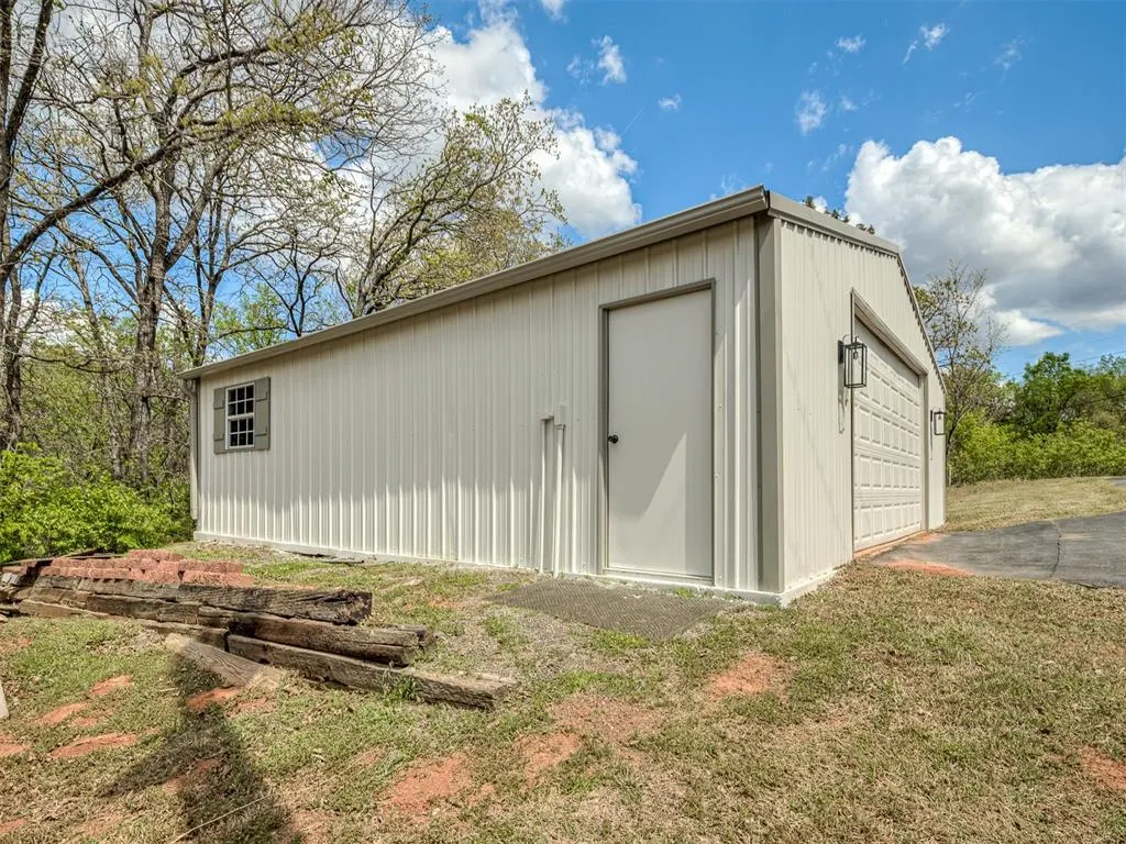 Photo 42 — 22955 N Hiwassee Road, Arcadia, OK 73007