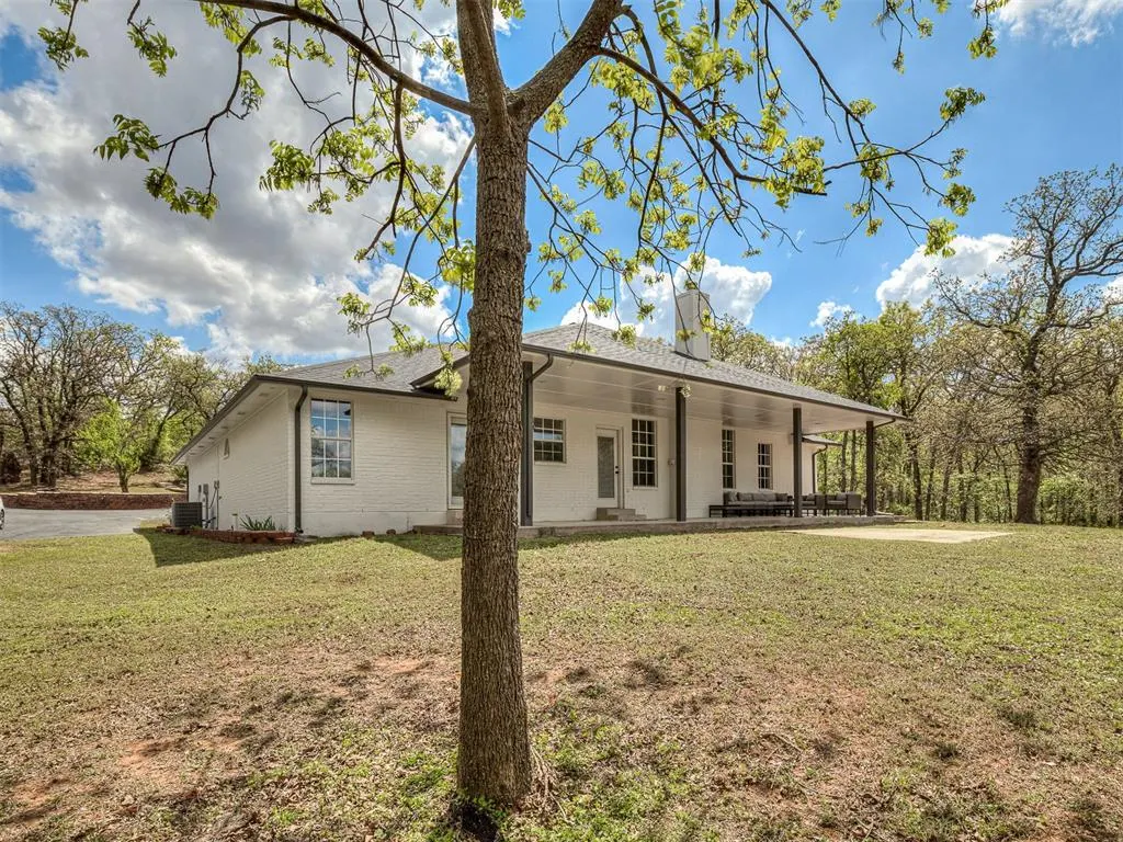 Photo 48 — 22955 N Hiwassee Road, Arcadia, OK 73007
