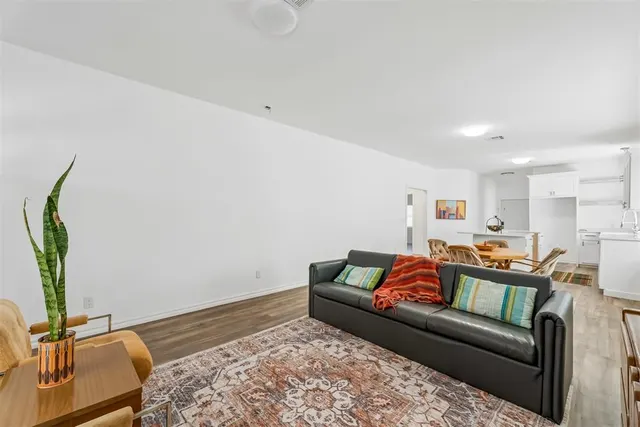 Photo 4 — 1220 NW 10th Street, Oklahoma City, OK 73106
