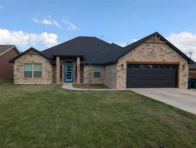 Photo 2 — 405 NW 115th Street, Oklahoma City, OK 73114