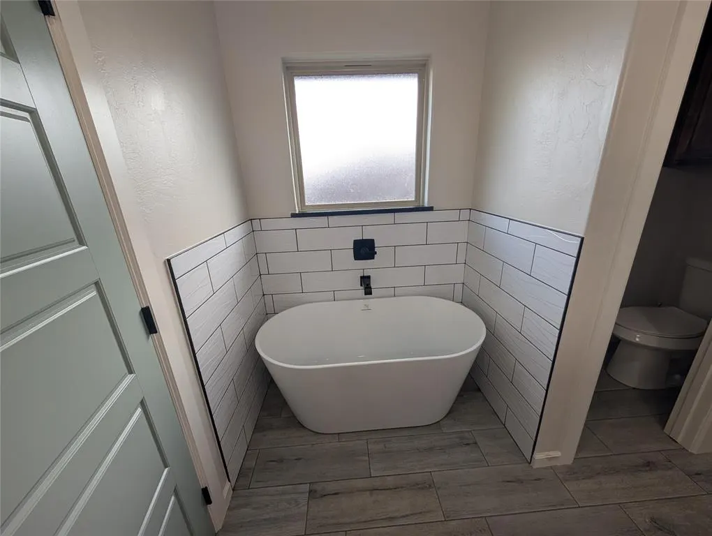 Photo 18 — 405 NW 115th Street, Oklahoma City, OK 73114