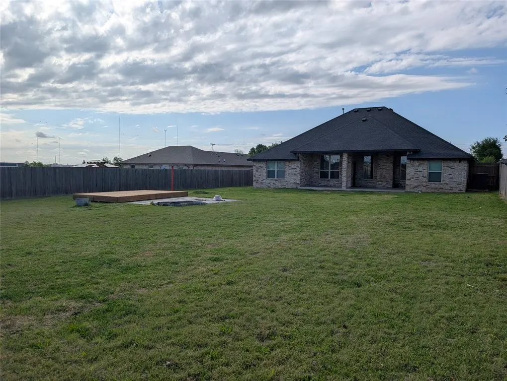 Photo 37 — 405 NW 115th Street, Oklahoma City, OK 73114
