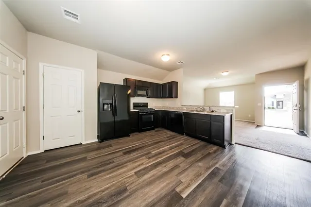 Photo 4 — 2920 Brooke Road, Chickasha, OK 73018