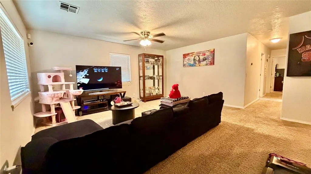 Photo 3 — 1304 NW 105th Terrace, Oklahoma City, OK 73114