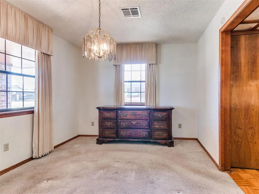 Photo 23 — 5725 N Rhode Island Avenue, Oklahoma City, OK 73111