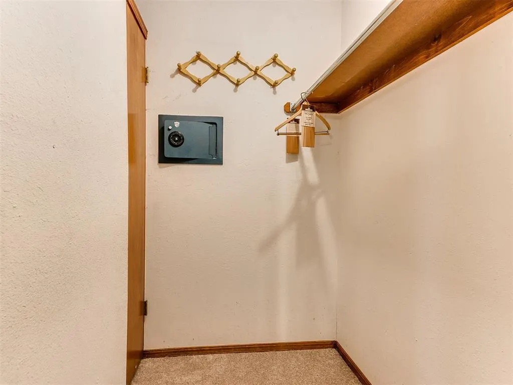 Photo 34 — 5725 N Rhode Island Avenue, Oklahoma City, OK 73111