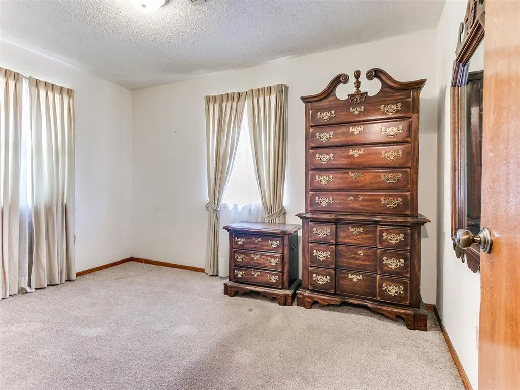 Photo 39 — 5725 N Rhode Island Avenue, Oklahoma City, OK 73111