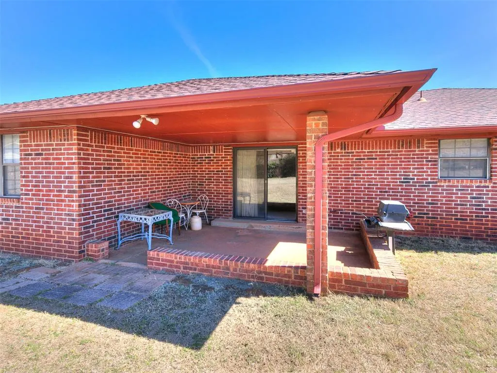 Photo 44 — 5725 N Rhode Island Avenue, Oklahoma City, OK 73111