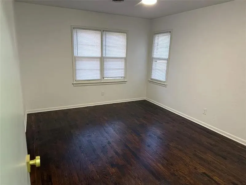 Photo 8 — 1123 W Brooks Street, Norman, OK 73069